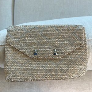 Stella and dot gold woven handbag